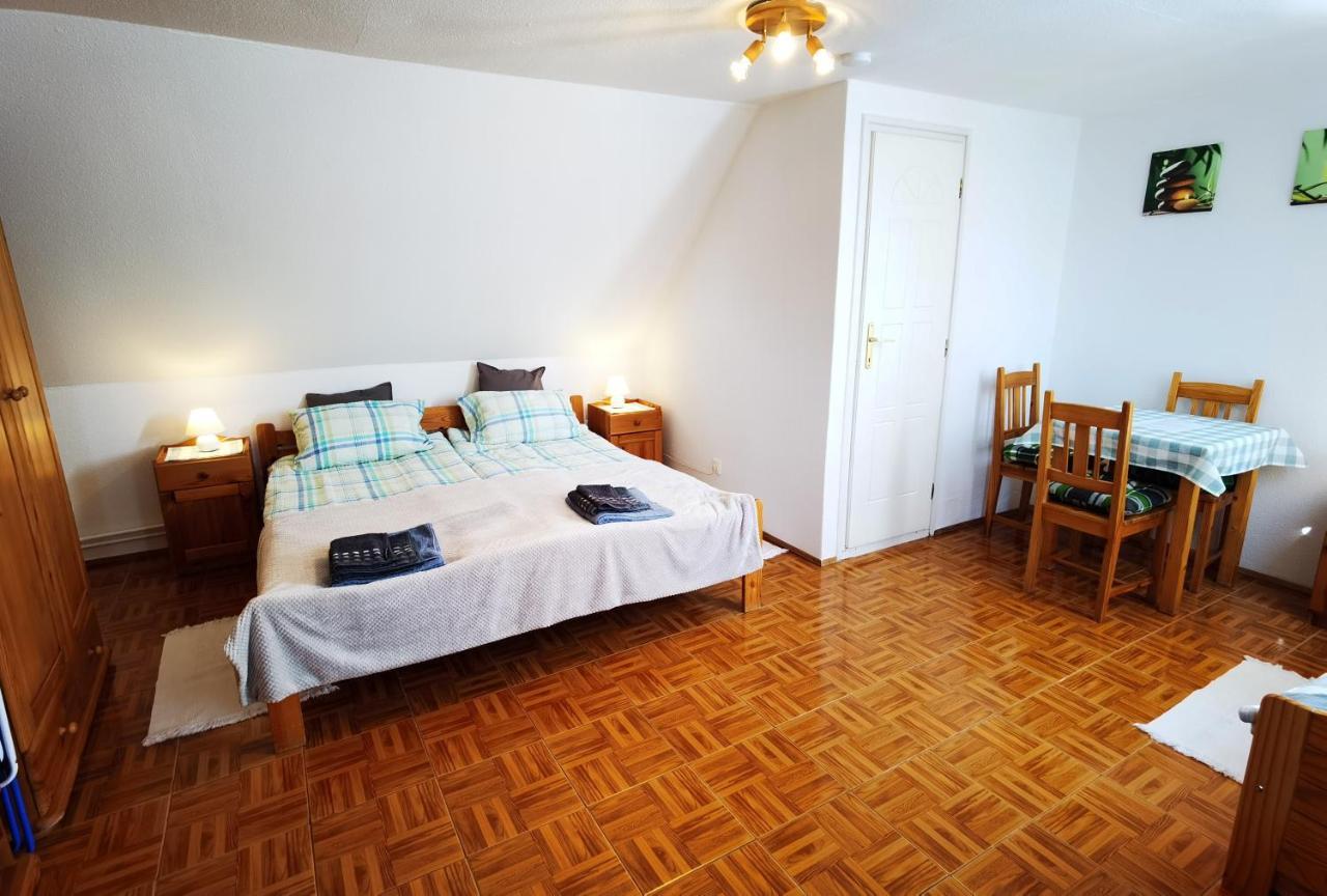 Family Vendeghaz Hotel Hajdúszoboszló Екстериор снимка