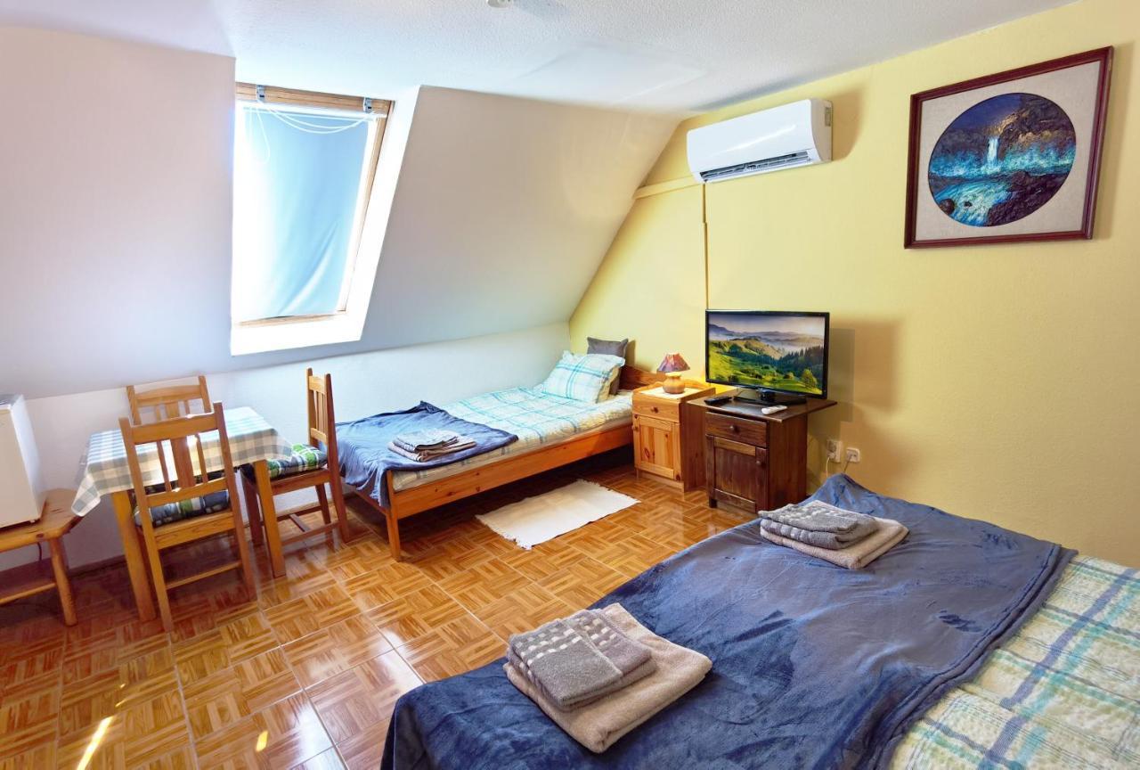 Family Vendeghaz Hotel Hajdúszoboszló Екстериор снимка