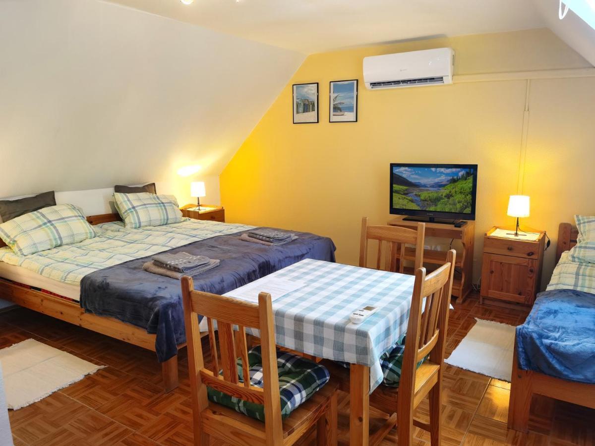 Family Vendeghaz Hotel Hajdúszoboszló Екстериор снимка